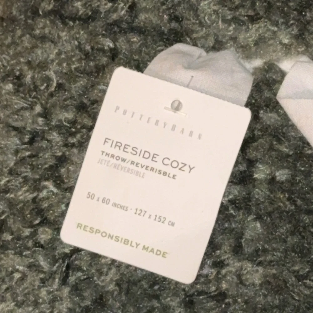 [SALE] NWT Pottery Barn Fireside Cozy Reversible Throw Blanket 50x60 Evergreen